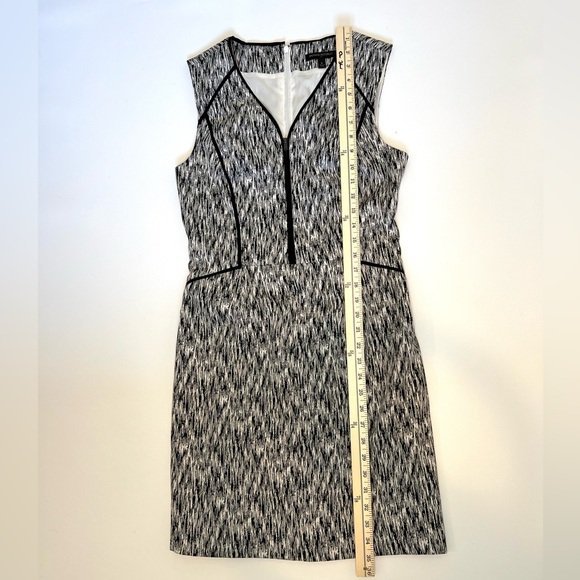 Banana Republic Dress - Office Career Shift Dress - Size 6 - EUC - Black White - Picture 9 of 16